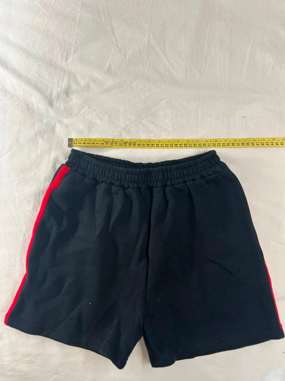 Short preto com listras vermelhas vintage – photo 4